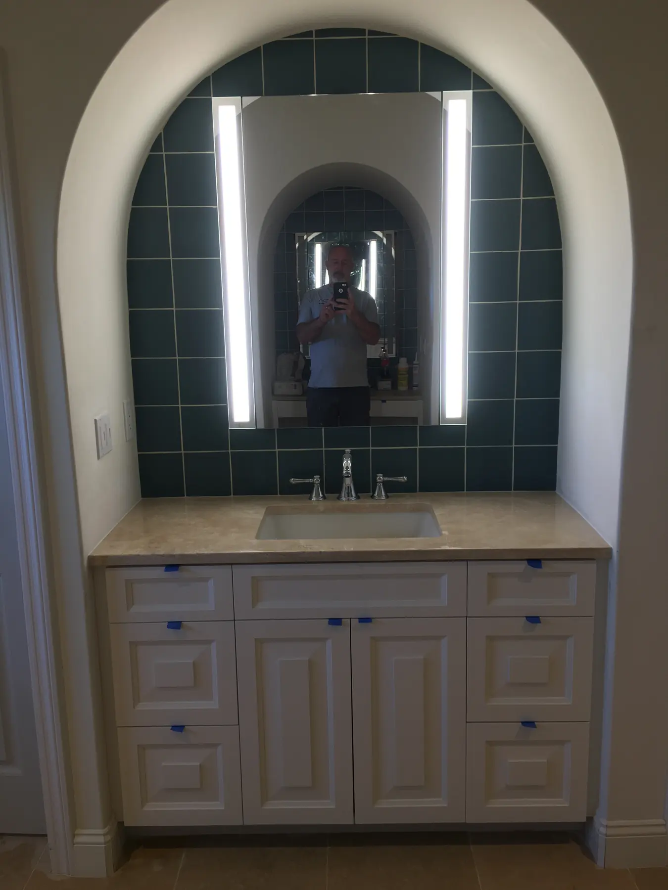 Insurance rebuild: double shower & arched vanity, Rancho Peñasquitos — after photo 4