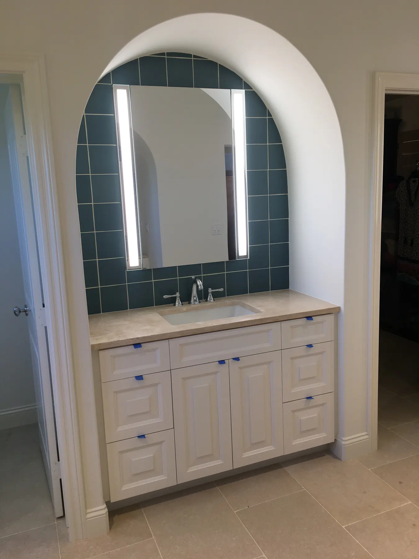 Insurance rebuild: double shower & arched vanity, Rancho Peñasquitos — after photo 8